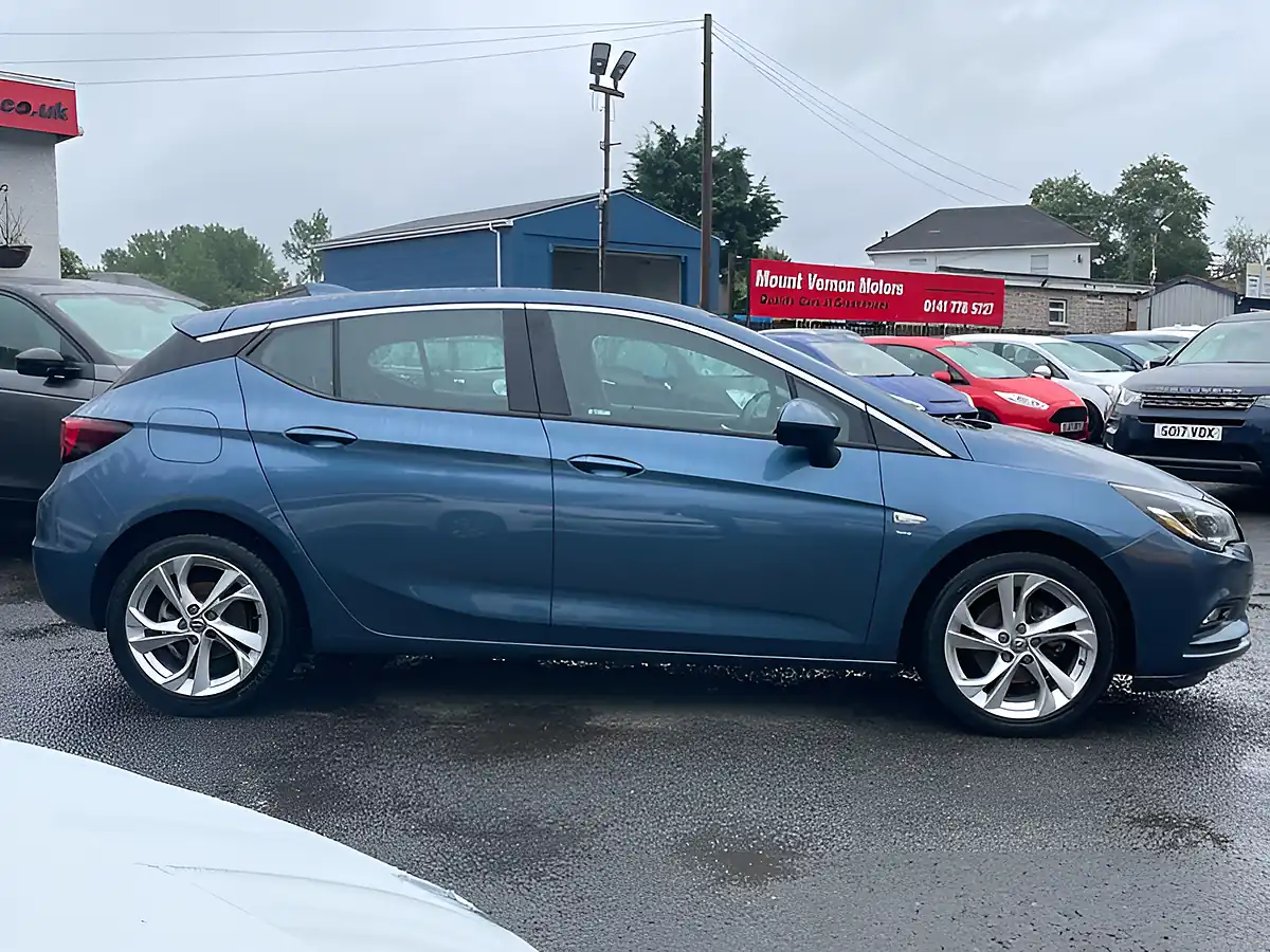 Used 2017 Vauxhall Astra Sri Nav Blue - Interior and Exterior details 11