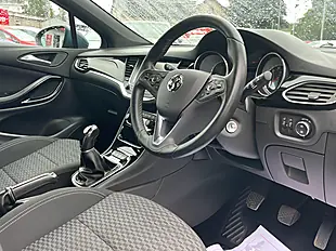 Used 2017 Vauxhall Astra Sri Nav Blue - Interior and Exterior details 13