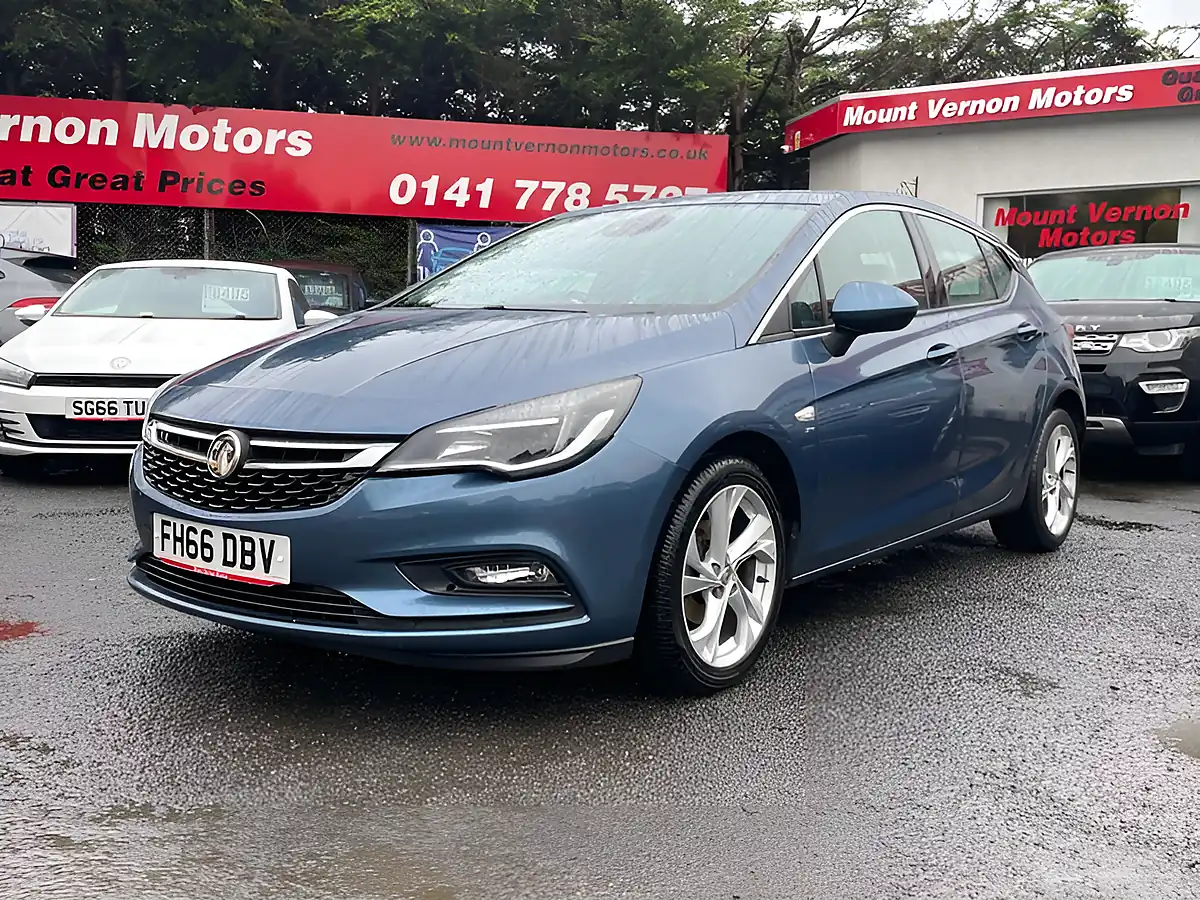 Used 2017 Vauxhall Astra Sri Nav Blue - Interior and Exterior details 4