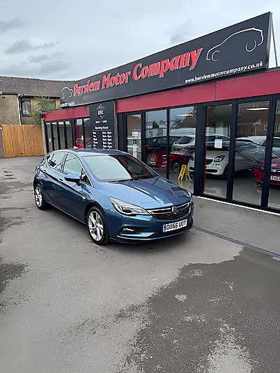 2017 Vauxhall Astra 1.4i Turbo SRi Nav Auto