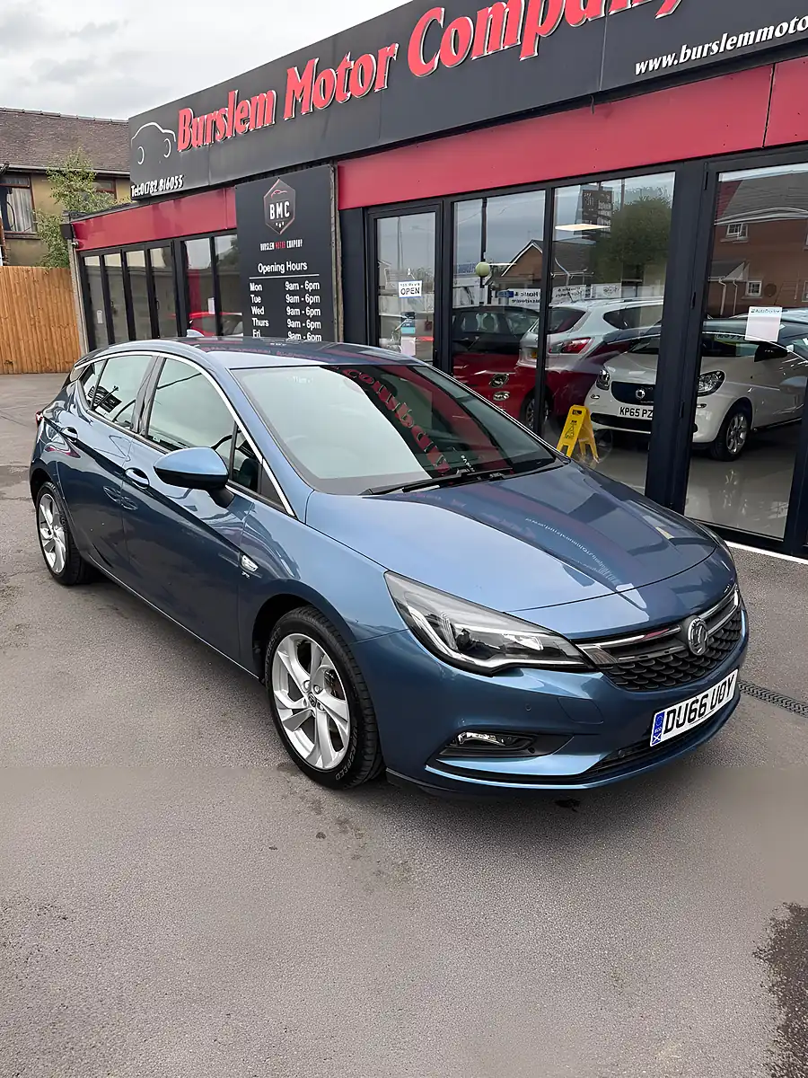 Used 2017 Vauxhall Astra Sri Nav Blue - Interior and Exterior details 2