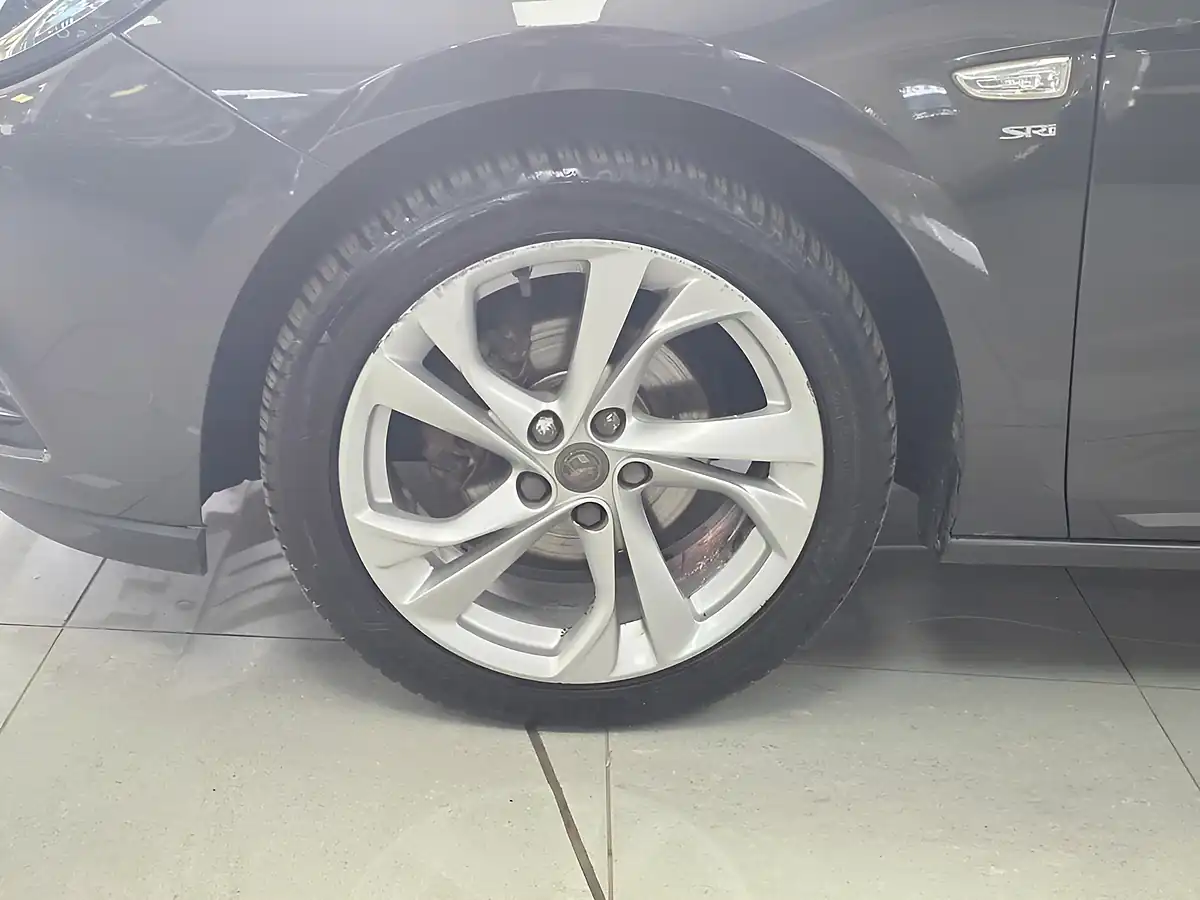 Used 2017 Vauxhall Astra Sri Nav Grey - Interior and Exterior details 14