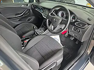 Used 2017 Vauxhall Astra Sri Nav Grey - Interior and Exterior details 5