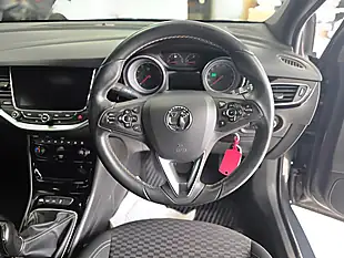Used 2017 Vauxhall Astra Sri Nav Grey - Interior and Exterior details 6