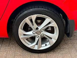 Used 2017 Vauxhall Astra Sri Nav Red - Interior and Exterior details 12