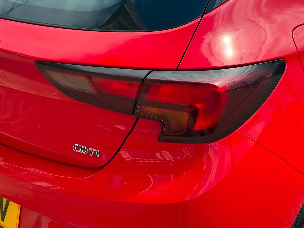 Used 2017 Vauxhall Astra Sri Nav Red - Interior and Exterior details 15