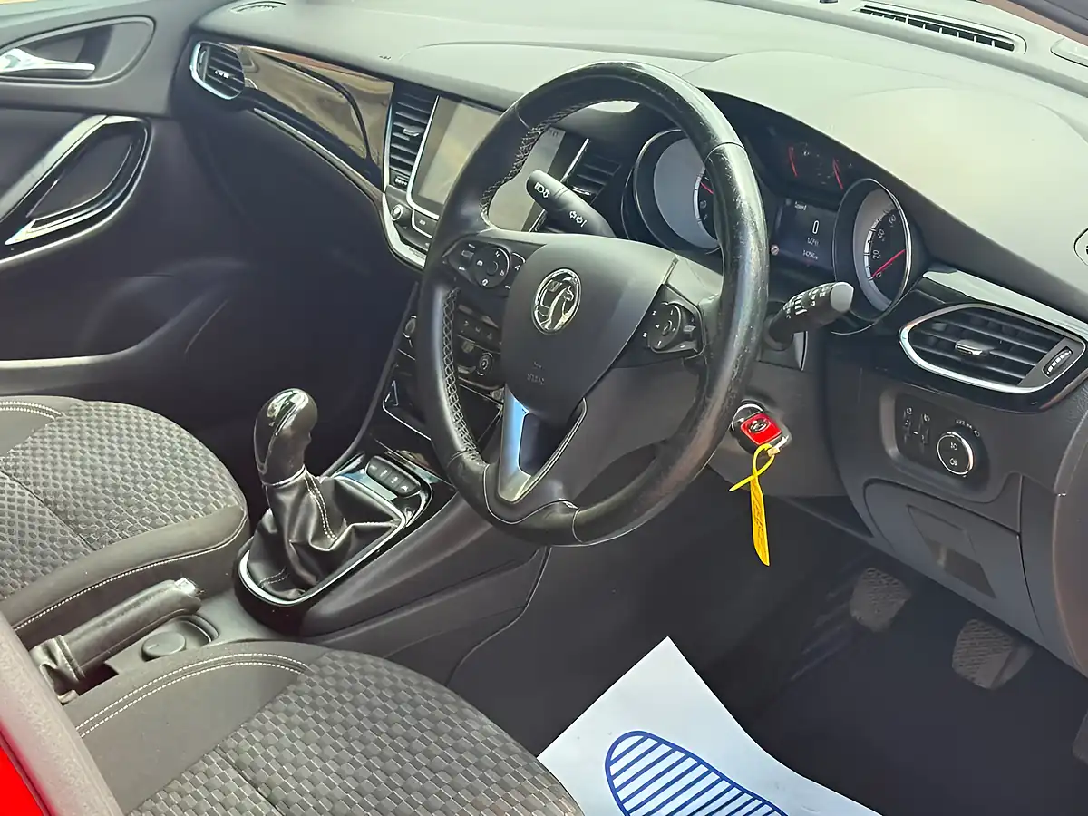 Used 2017 Vauxhall Astra Sri Nav Red - Interior and Exterior details 19