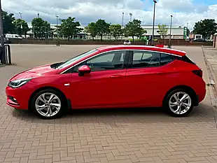 Used 2017 Vauxhall Astra Sri Nav Red - Interior and Exterior details 4