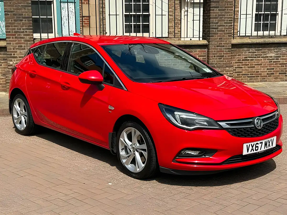 Used 2017 Vauxhall Astra Sri Nav Red - Interior and Exterior details 6