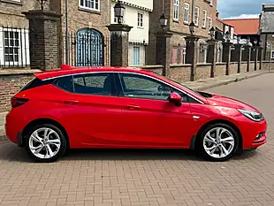 Used 2017 Vauxhall Astra Sri Nav Red - Interior and Exterior details 7