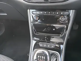 Used 2017 Vauxhall Astra Sri Nav Red - Interior and Exterior details 12