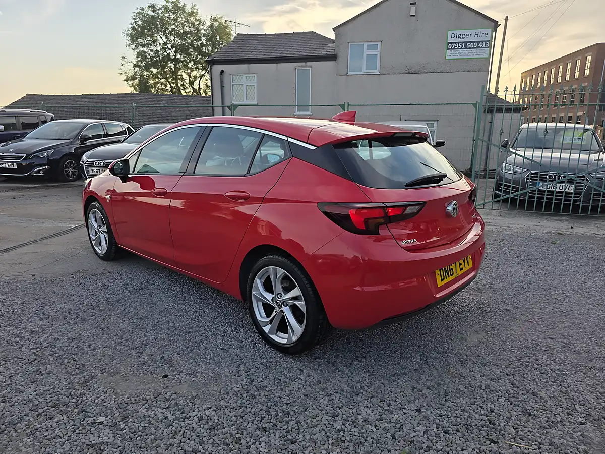 Used 2017 Vauxhall Astra Sri Nav Red - Interior and Exterior details 8