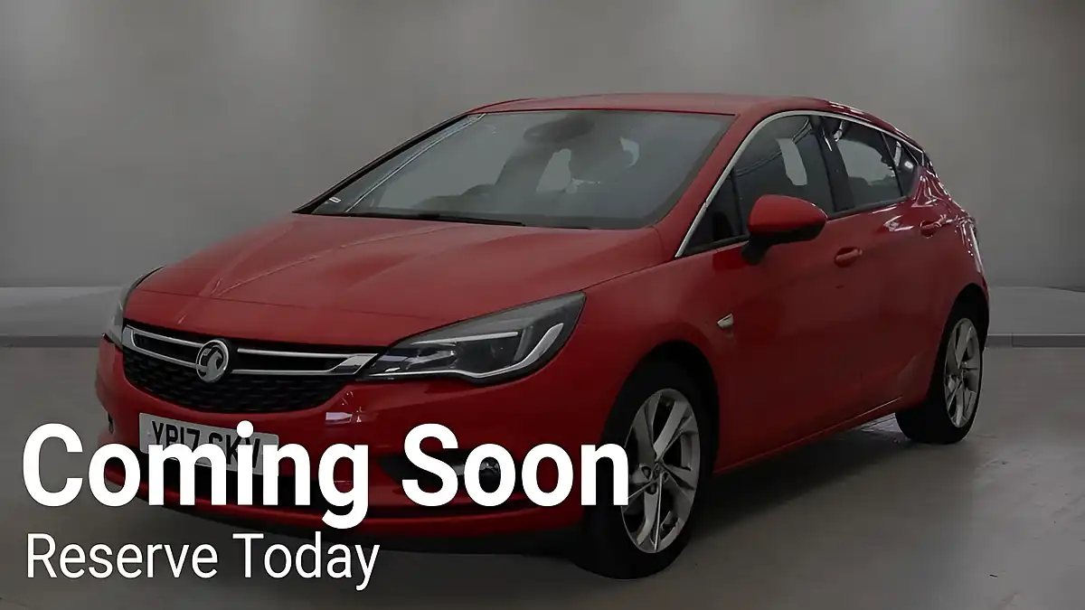 Used 2017 Vauxhall Astra Sri Nav Red - Front View