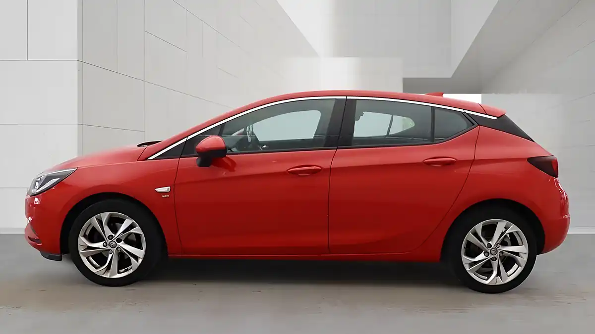 Used 2017 Vauxhall Astra Sri Nav Red - Interior and Exterior details 15