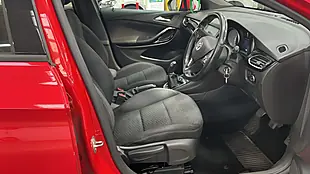 Used 2017 Vauxhall Astra Sri Nav Red - Interior and Exterior details 20