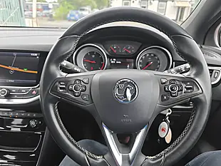 Used 2017 Vauxhall Astra Sri Nav Silver - Interior and Exterior details 13