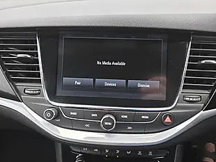 Used 2017 Vauxhall Astra Sri Nav Silver - Interior and Exterior details 14