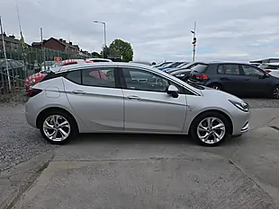 Used 2017 Vauxhall Astra Sri Nav Silver - Interior and Exterior details 4