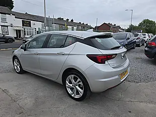 Used 2017 Vauxhall Astra Sri Nav Silver - Interior and Exterior details 8