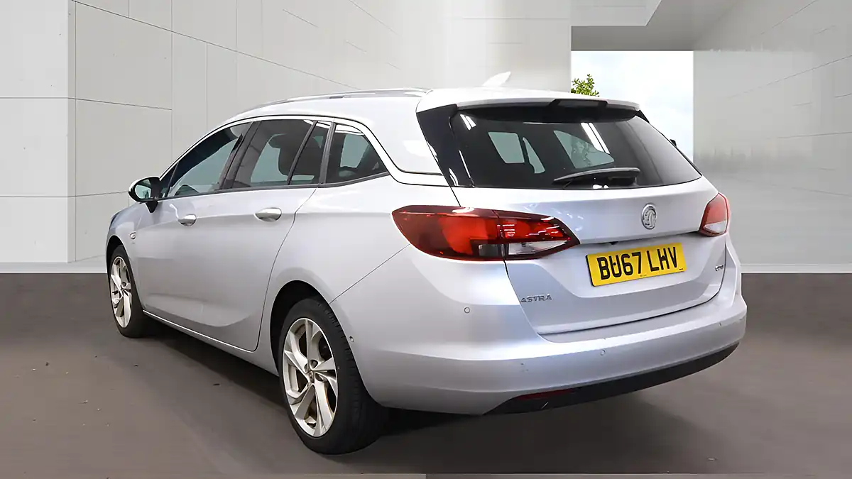 Used 2017 Vauxhall Astra Sri Nav Silver - Interior and Exterior details 2