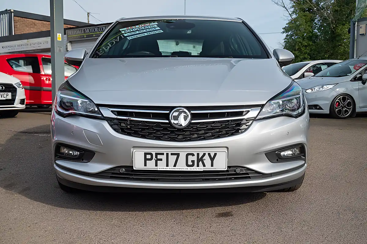 Used 2017 Vauxhall Astra Sri Nav Sovereign Silver - Interior and Exterior details 2