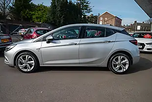 Used 2017 Vauxhall Astra Sri Nav Sovereign Silver - Interior and Exterior details 5