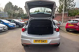 Used 2017 Vauxhall Astra Sri Nav Sovereign Silver - Interior and Exterior details 9