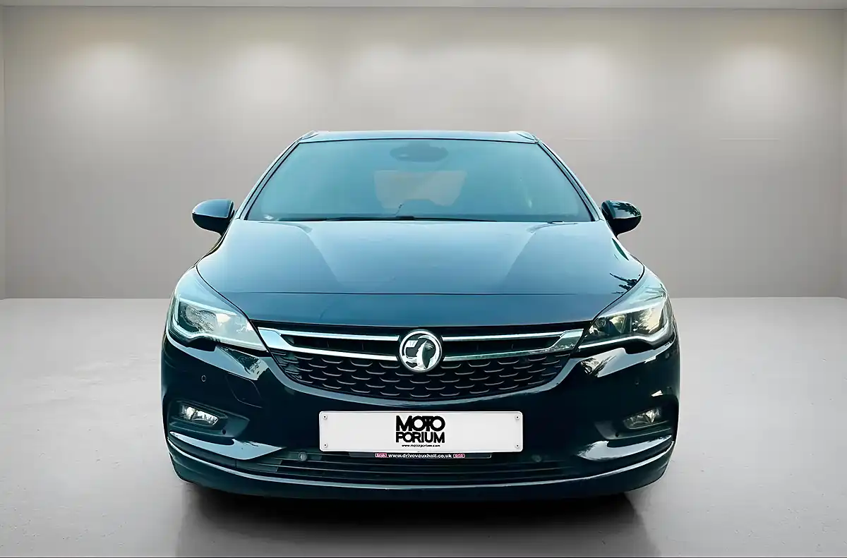 Used 2017 Vauxhall Astra Sri Nav Sports Tourer Black - Interior and Exterior details 2