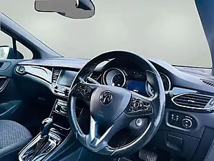 Used 2017 Vauxhall Astra Sri Nav Sports Tourer Black - Interior and Exterior details 9