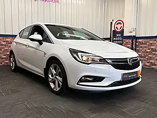 Used 2017 Vauxhall Astra Sri Nav White - Interior and Exterior details 11