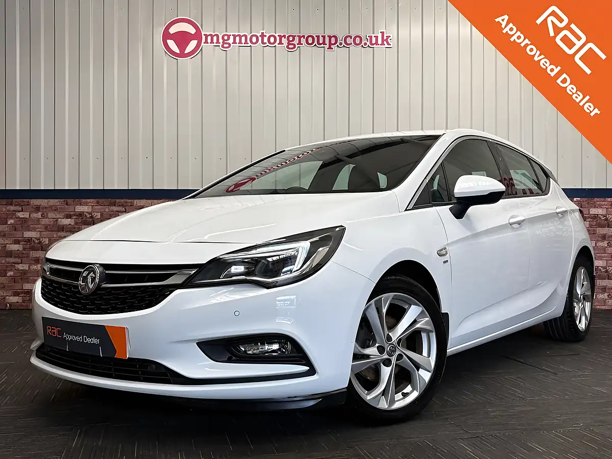 Used 2017 Vauxhall Astra Sri Nav White - Interior and Exterior details 2
