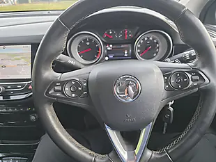 Used 2017 Vauxhall Astra Sri Nav White - Interior and Exterior details 12
