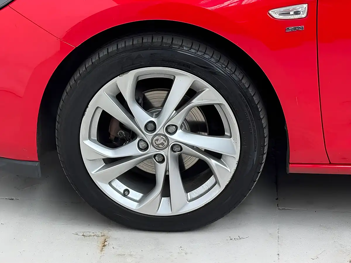 Used 2017 Vauxhall Astra Sri Power Red - Interior and Exterior details 19