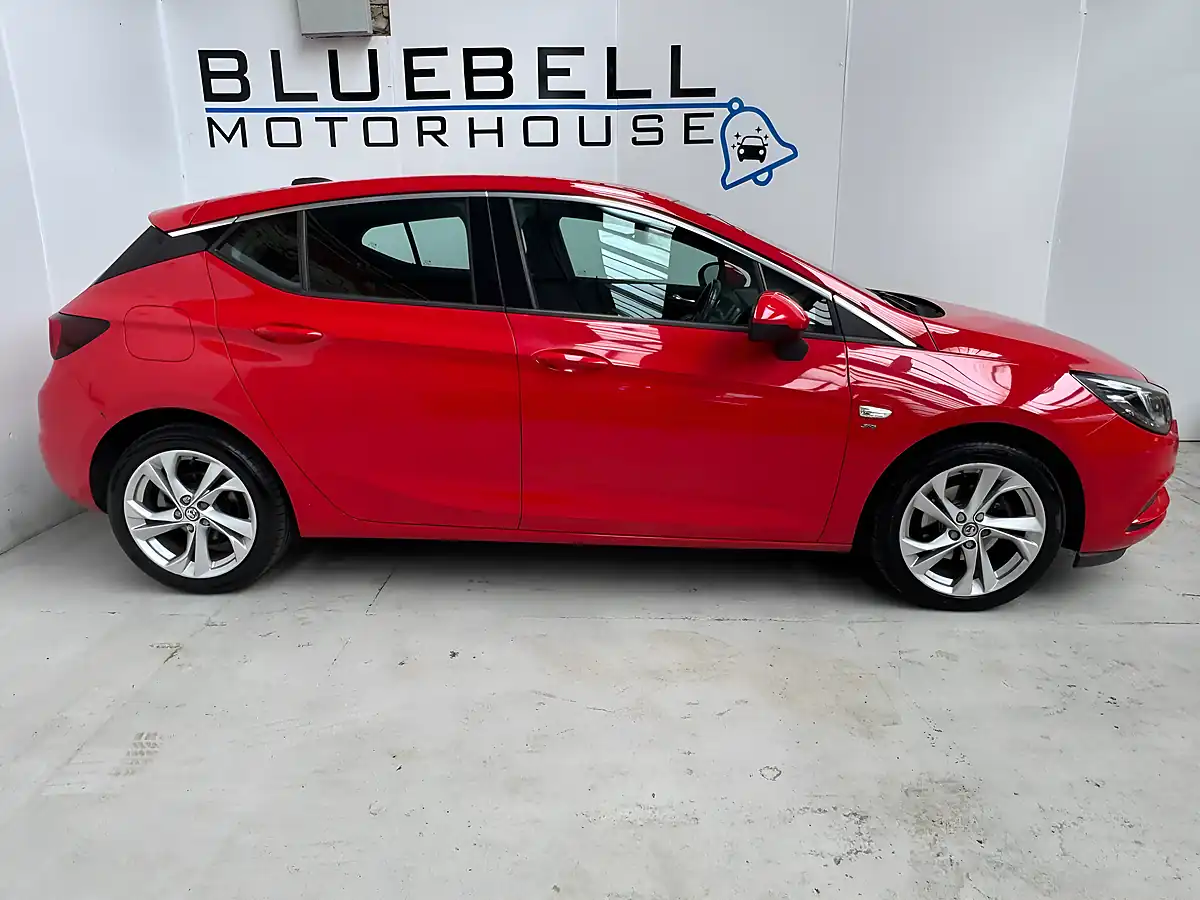 Used 2017 Vauxhall Astra Sri Power Red - Interior and Exterior details 8