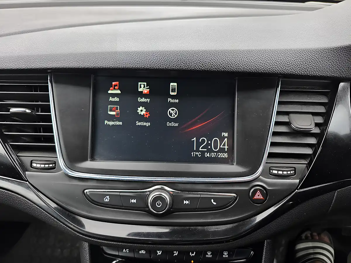 Used 2017 Vauxhall Astra Sri Red - Interior and Exterior details 14