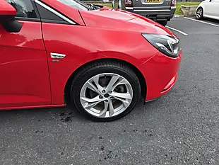 Used 2017 Vauxhall Astra Sri Red - Interior and Exterior details 18