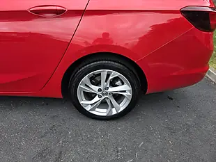 Used 2017 Vauxhall Astra Sri Red - Interior and Exterior details 19
