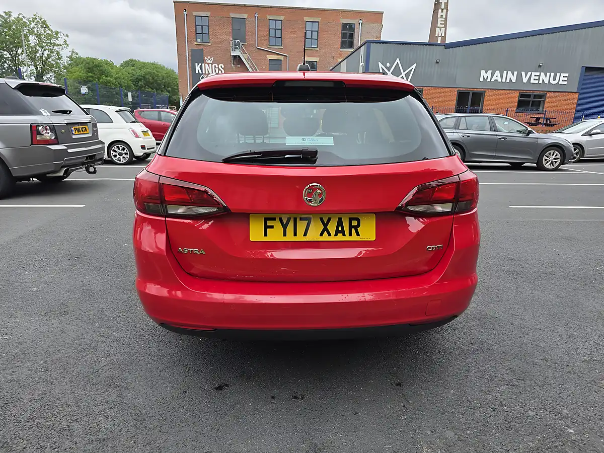 Used 2017 Vauxhall Astra Sri Red - Interior and Exterior details 4