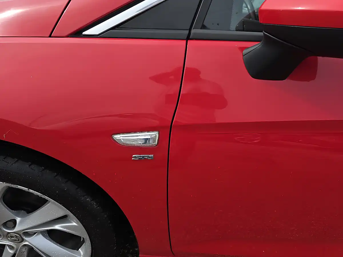Used 2017 Vauxhall Astra Sri Red - Interior and Exterior details 16