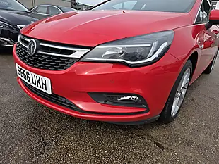 Used 2017 Vauxhall Astra Sri Red - Interior and Exterior details 17