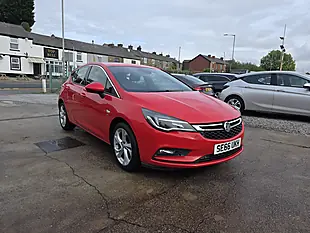 Used 2017 Vauxhall Astra Sri Red - Interior and Exterior details 2