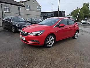 Used 2017 Vauxhall Astra Sri Red - Interior and Exterior details 3