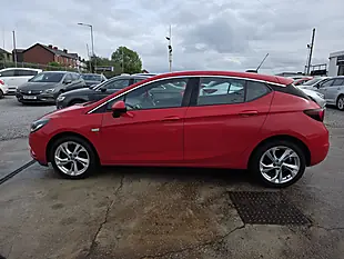 Used 2017 Vauxhall Astra Sri Red - Interior and Exterior details 5