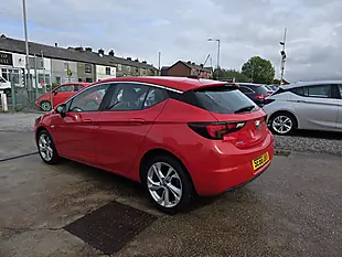 Used 2017 Vauxhall Astra Sri Red - Interior and Exterior details 8