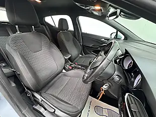 Used 2017 Vauxhall Astra Sri Silver - Interior and Exterior details 11