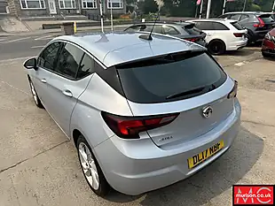 Used 2017 Vauxhall Astra Sri Silver - Interior and Exterior details 11