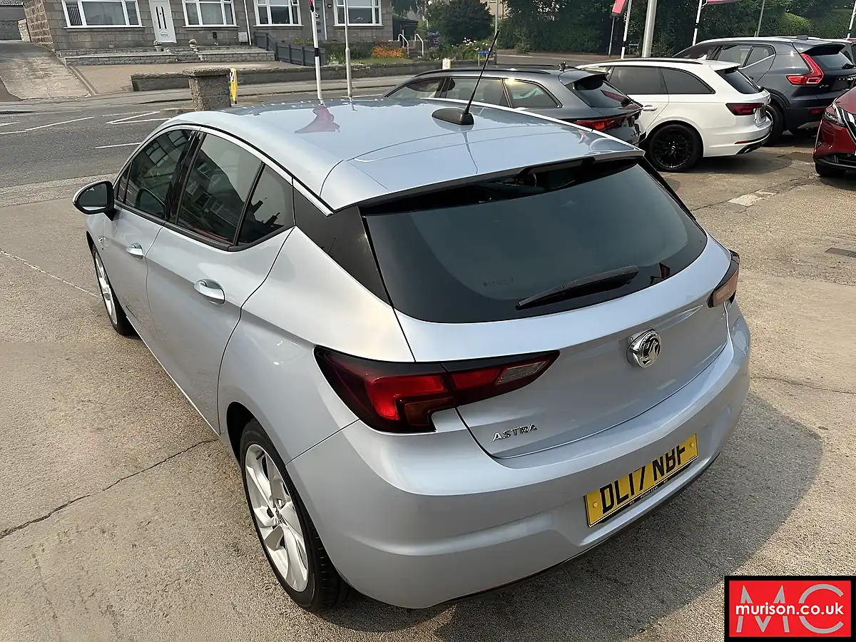 Used 2017 Vauxhall Astra Sri Silver - Interior and Exterior details 11
