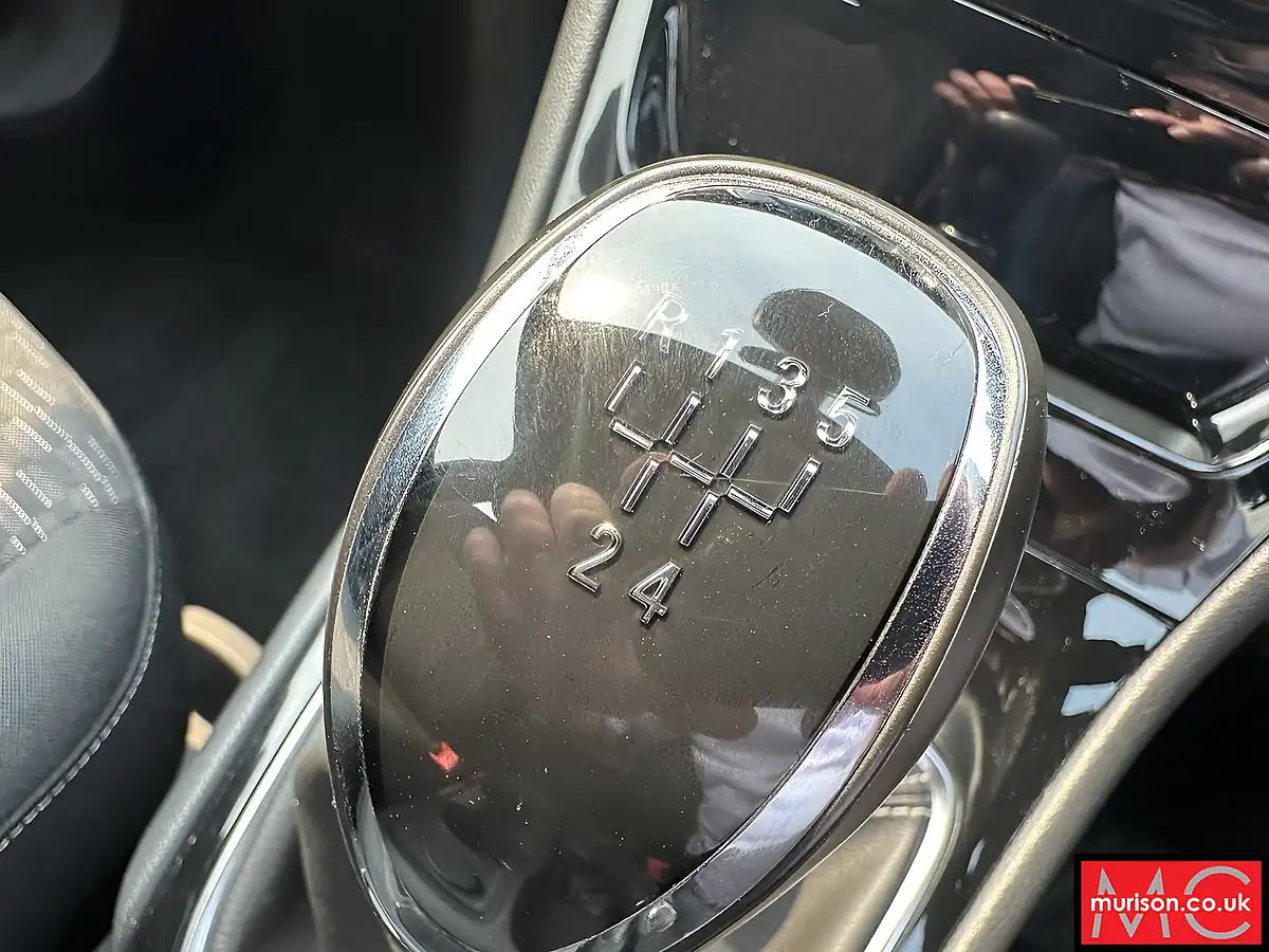 Used 2017 Vauxhall Astra Sri Silver - Interior and Exterior details 20