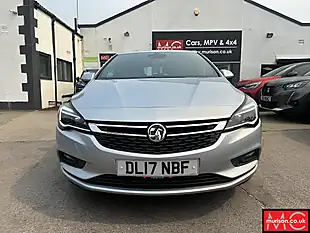 Used 2017 Vauxhall Astra Sri Silver - Interior and Exterior details 4
