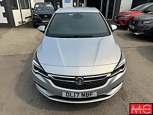 Used 2017 Vauxhall Astra Sri Silver - Interior and Exterior details 7